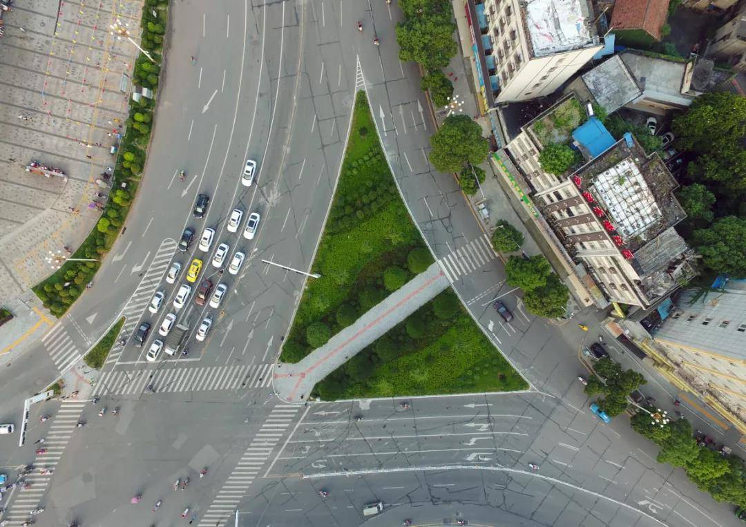VR實(shí)景導(dǎo)航拯救“路癡焦慮癥” VR實(shí)景導(dǎo)航拯救“路癡焦慮癥”